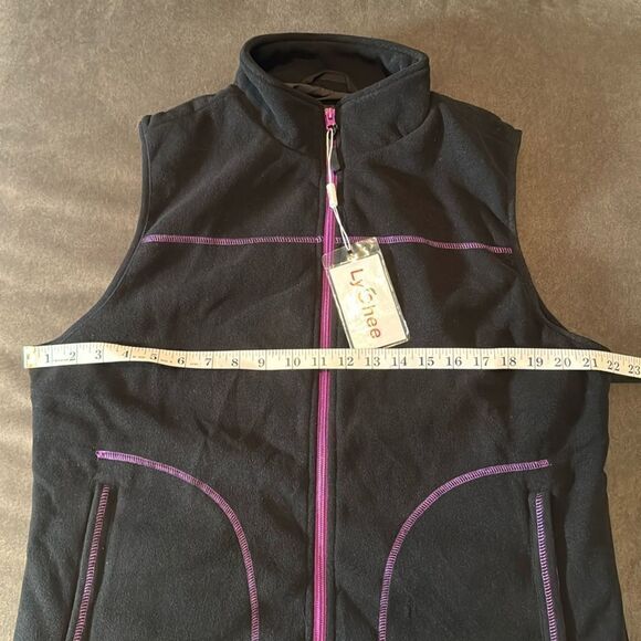Lychee Heated Vest Unisex with Power Bank Black with Purple Trim Size L NEW - Picture 8 of 14